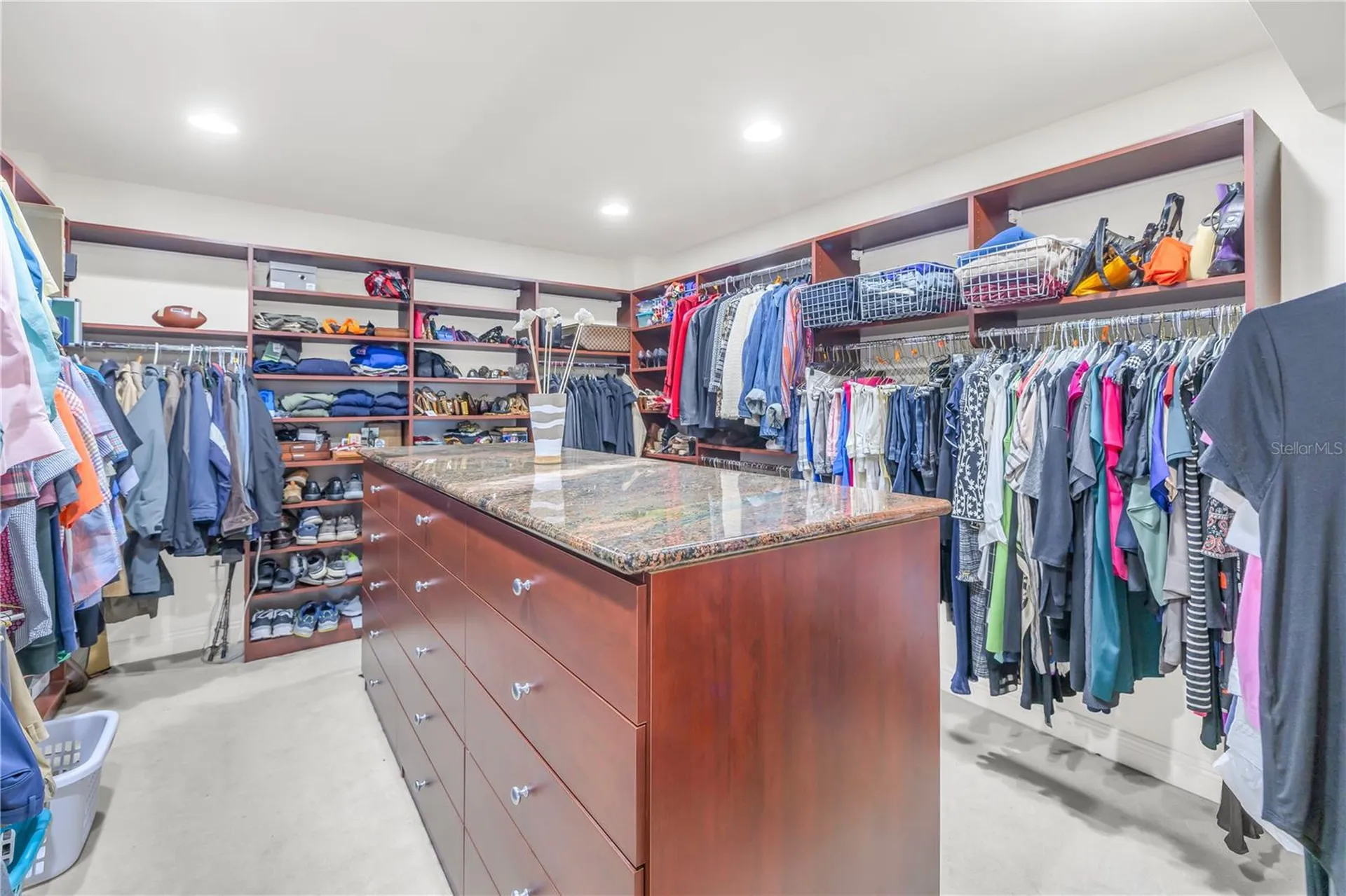 838 Monterey Boulevard NE St Petersburg FL 33704