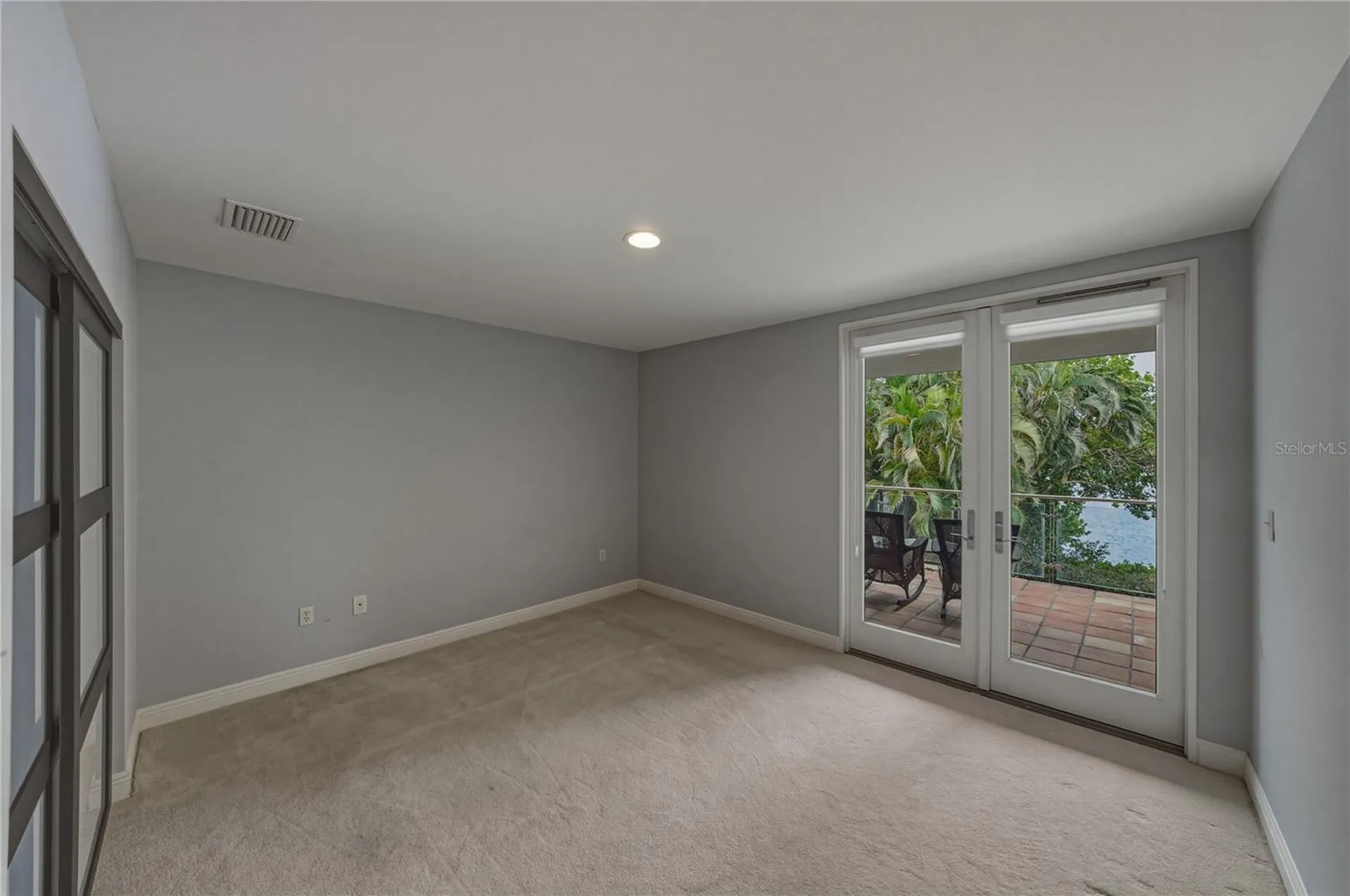 838 Monterey Boulevard NE St Petersburg FL 33704
