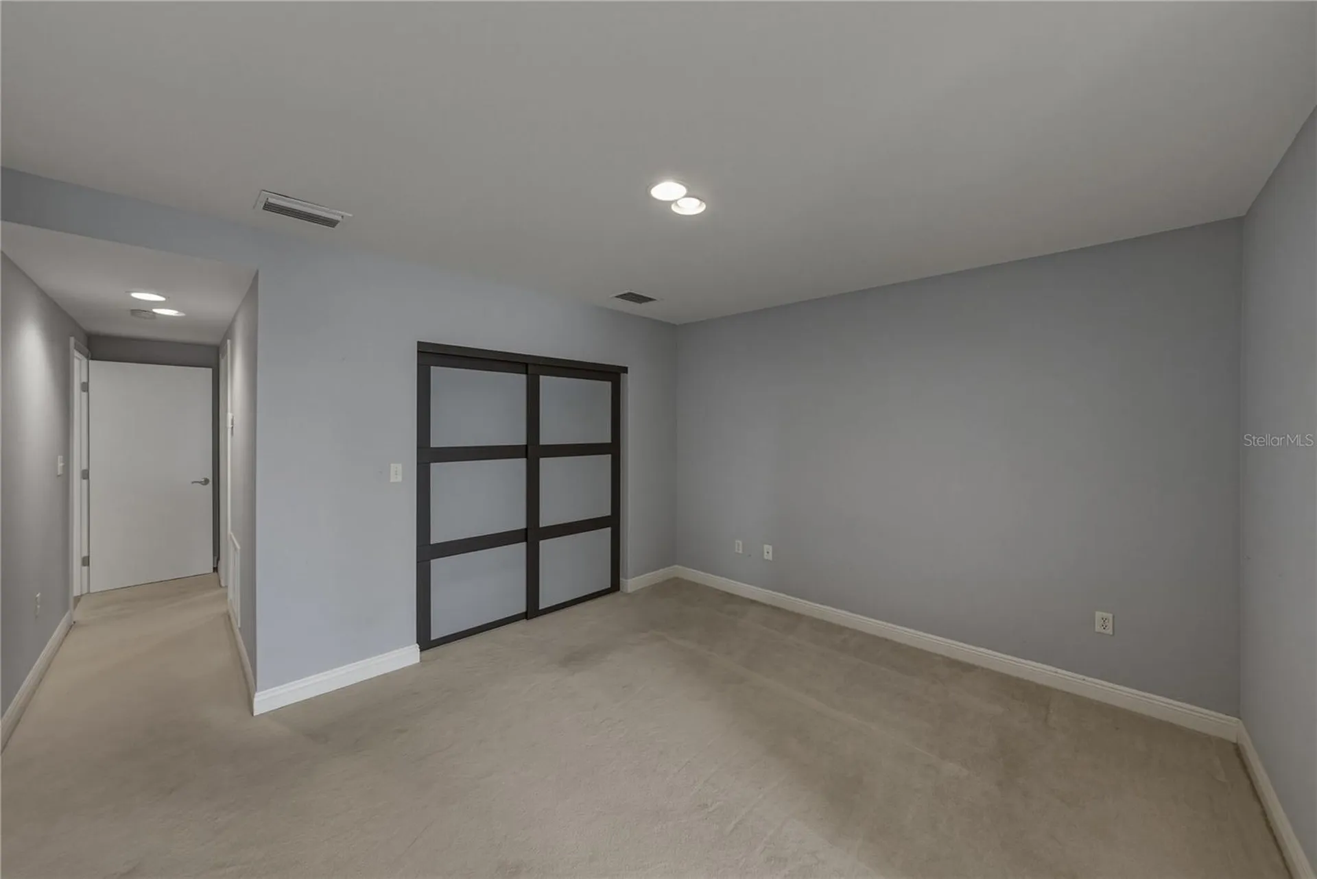 838 Monterey Boulevard NE St Petersburg FL 33704
