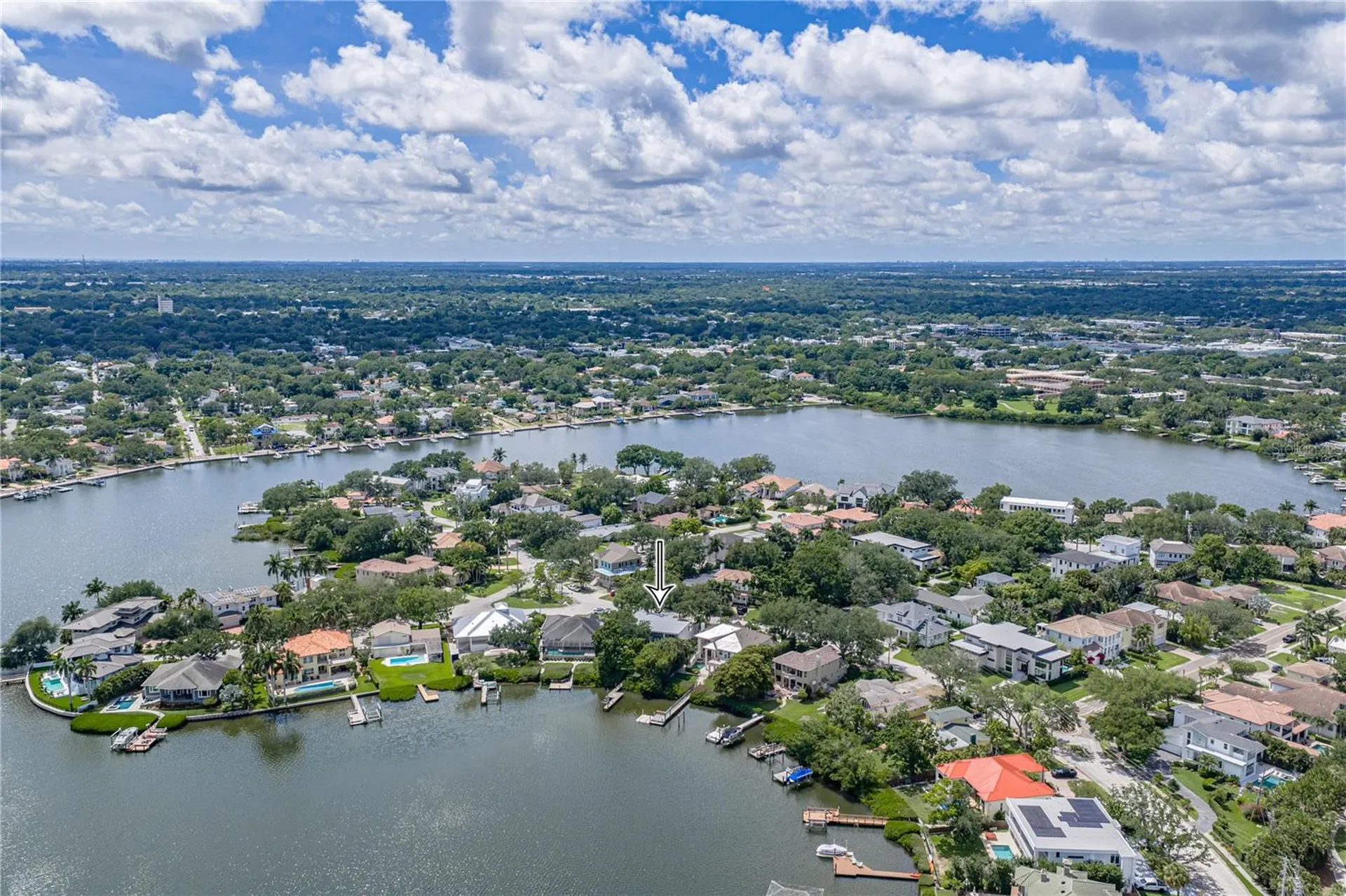 838 Monterey Boulevard NE St Petersburg FL 33704
