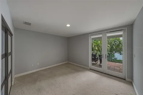 838 Monterey Boulevard NE St Petersburg FL 33704