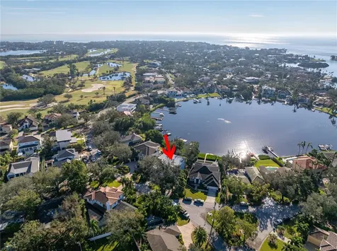 838 Monterey Boulevard NE St Petersburg FL 33704