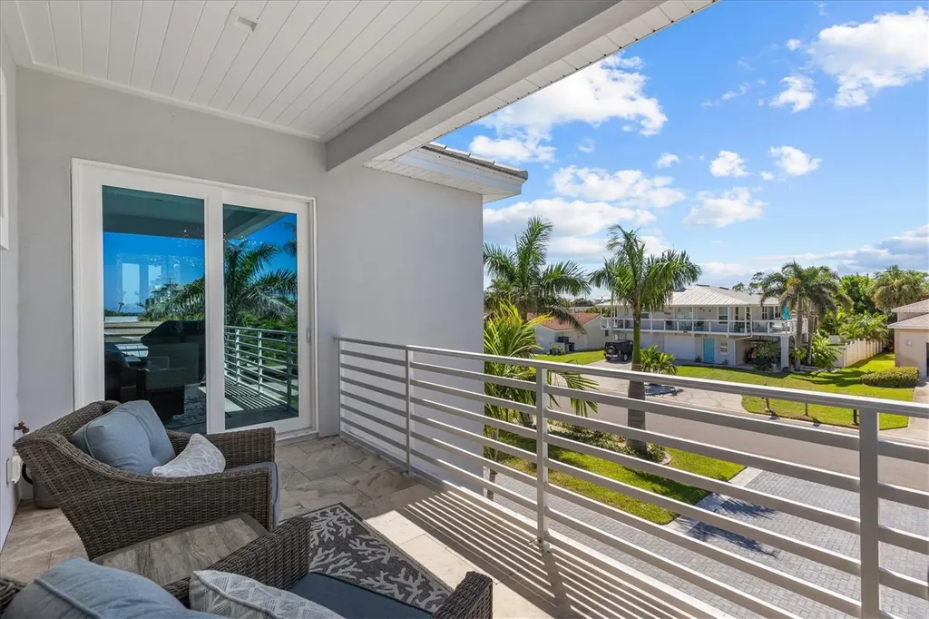 107 12th Street Belleair Beach FL 33786