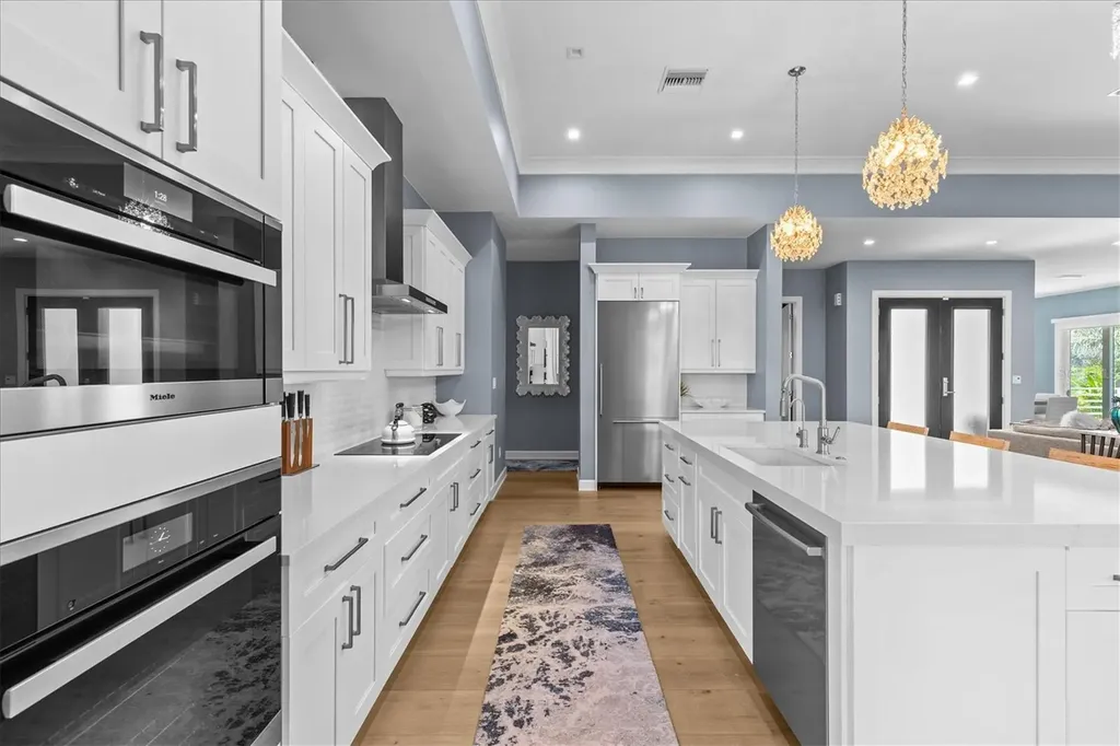 107 12th Street Belleair Beach FL 33786