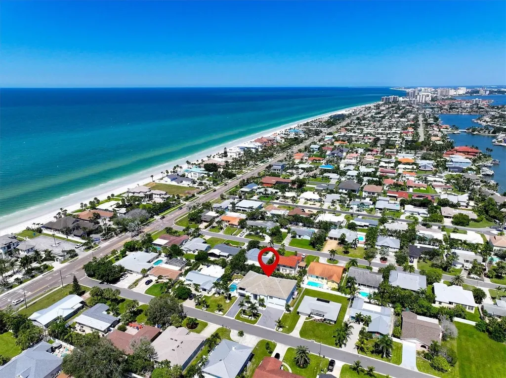 107 12th Street Belleair Beach FL 33786