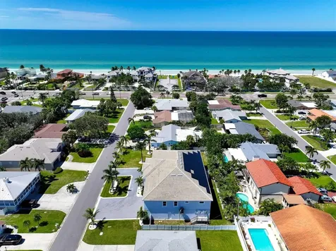 107 12th Street Belleair Beach FL 33786
