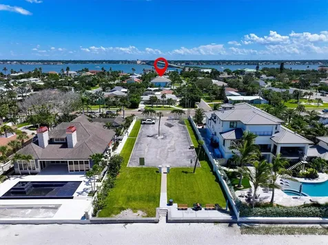 107 12th Street Belleair Beach FL 33786