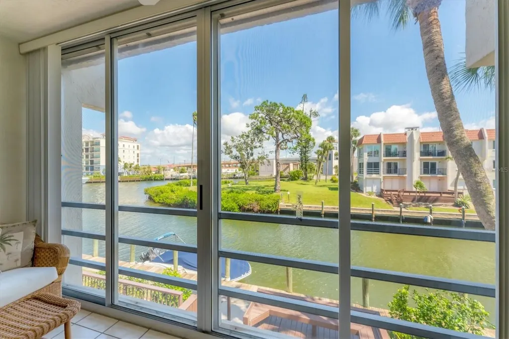 240 Santa Maria Street Venice FL 34285
