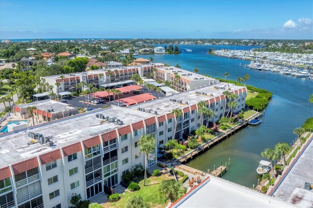 240 Santa Maria Street Venice FL 34285