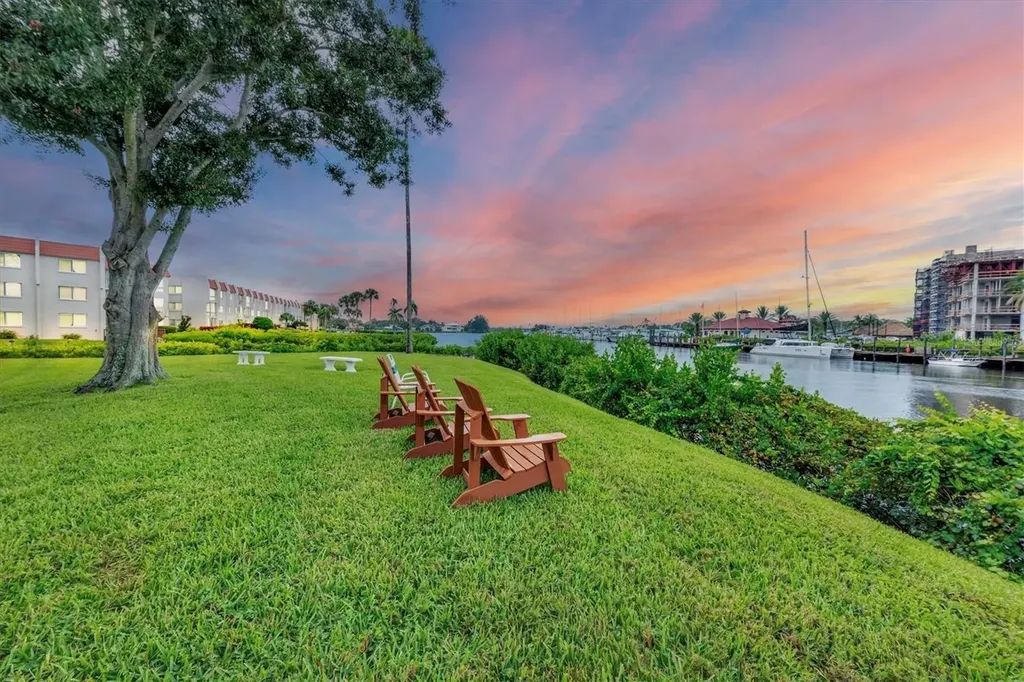 240 Santa Maria Street Venice FL 34285