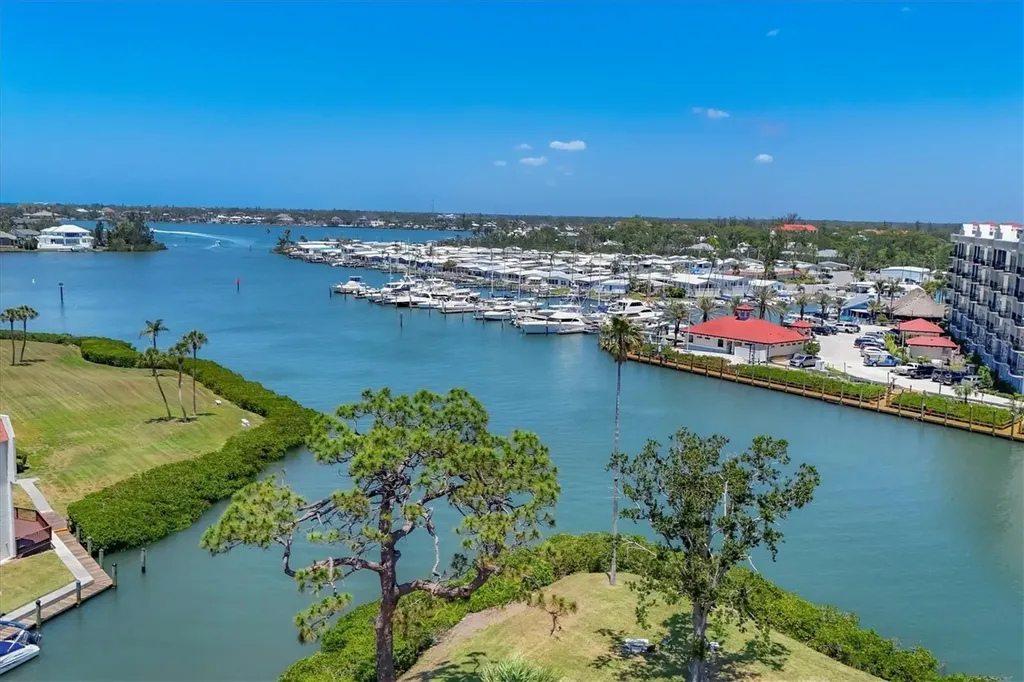 240 Santa Maria Street Venice FL 34285