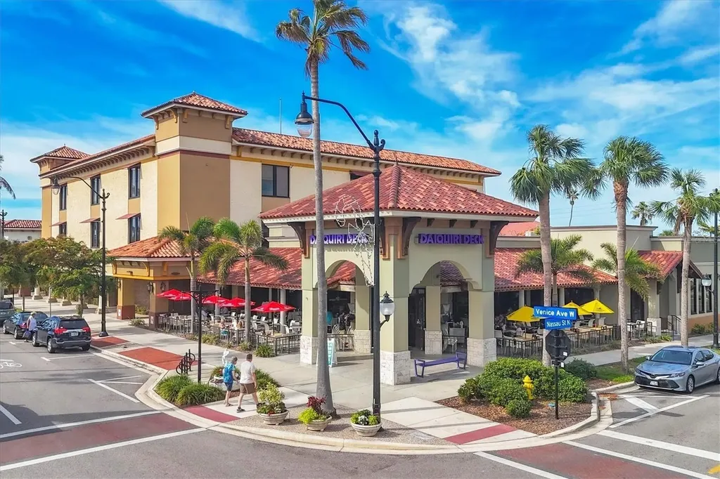 240 Santa Maria Street Venice FL 34285
