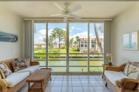 240 Santa Maria Street Venice FL 34285