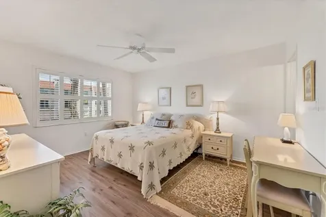 240 Santa Maria Street Venice FL 34285
