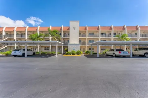 240 Santa Maria Street Venice FL 34285