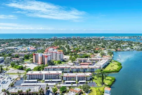 240 Santa Maria Street Venice FL 34285