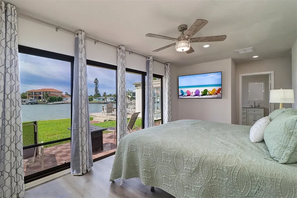 485 41st Avenue St Pete Beach FL 33706