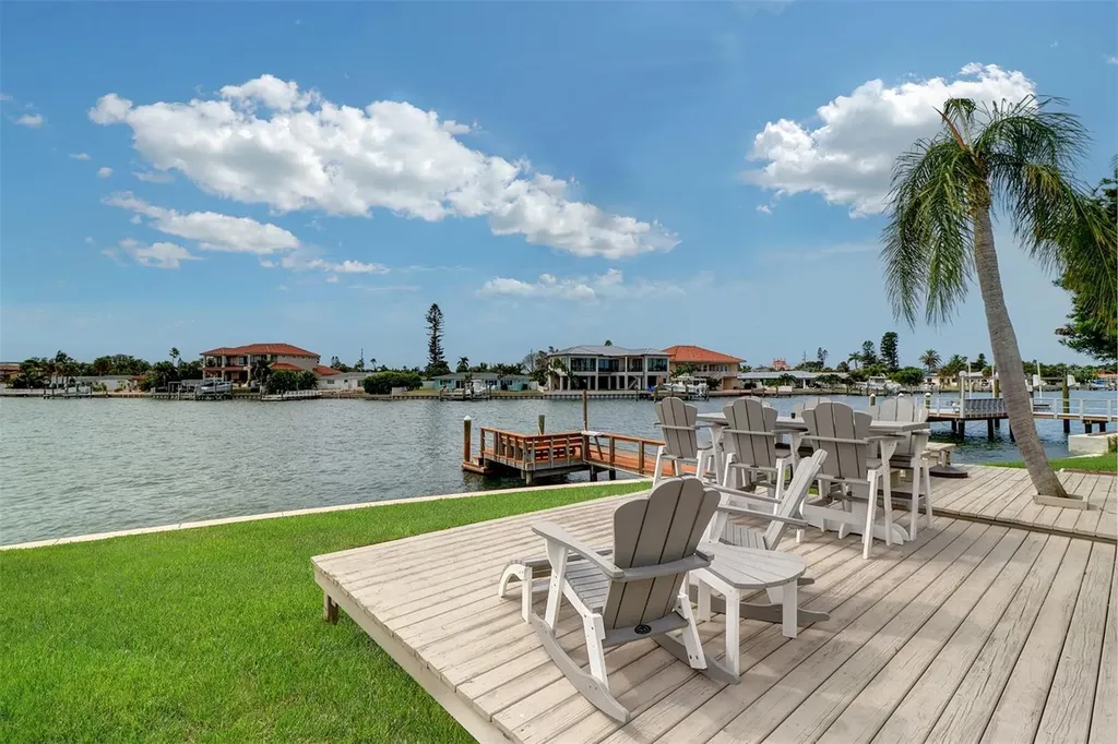 485 41st Avenue St Pete Beach FL 33706