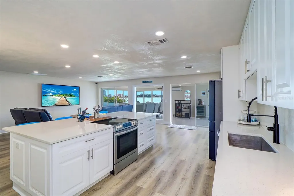 485 41st Avenue St Pete Beach FL 33706