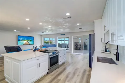 485 41st Avenue St Pete Beach FL 33706