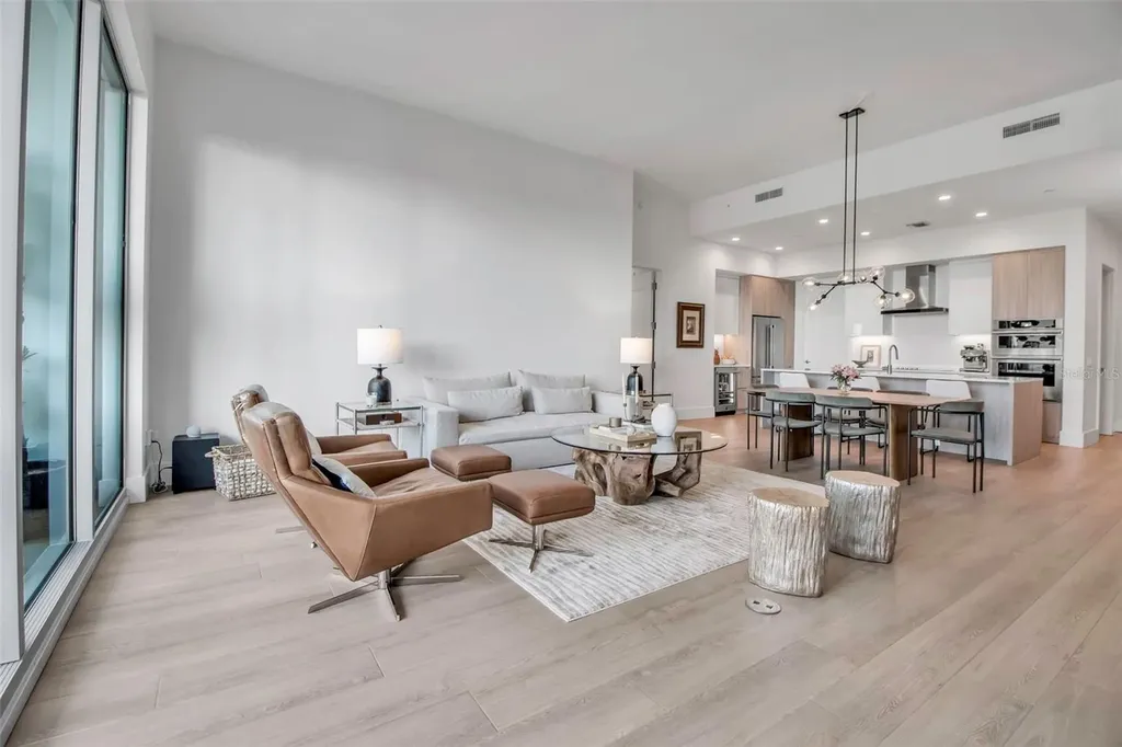 301 Quay Commons Sarasota FL 34236