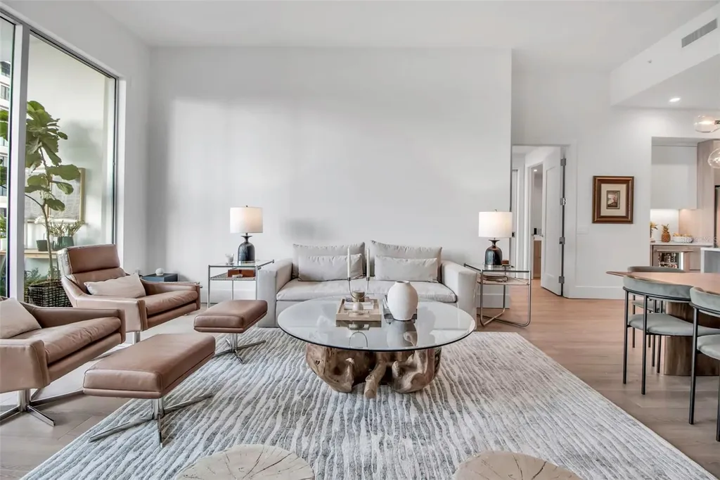 301 Quay Commons Sarasota FL 34236