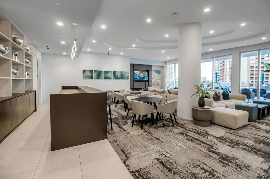 301 Quay Commons Sarasota FL 34236