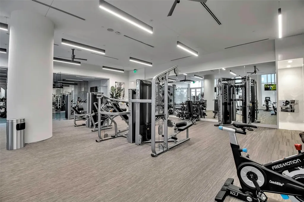 301 Quay Commons Sarasota FL 34236