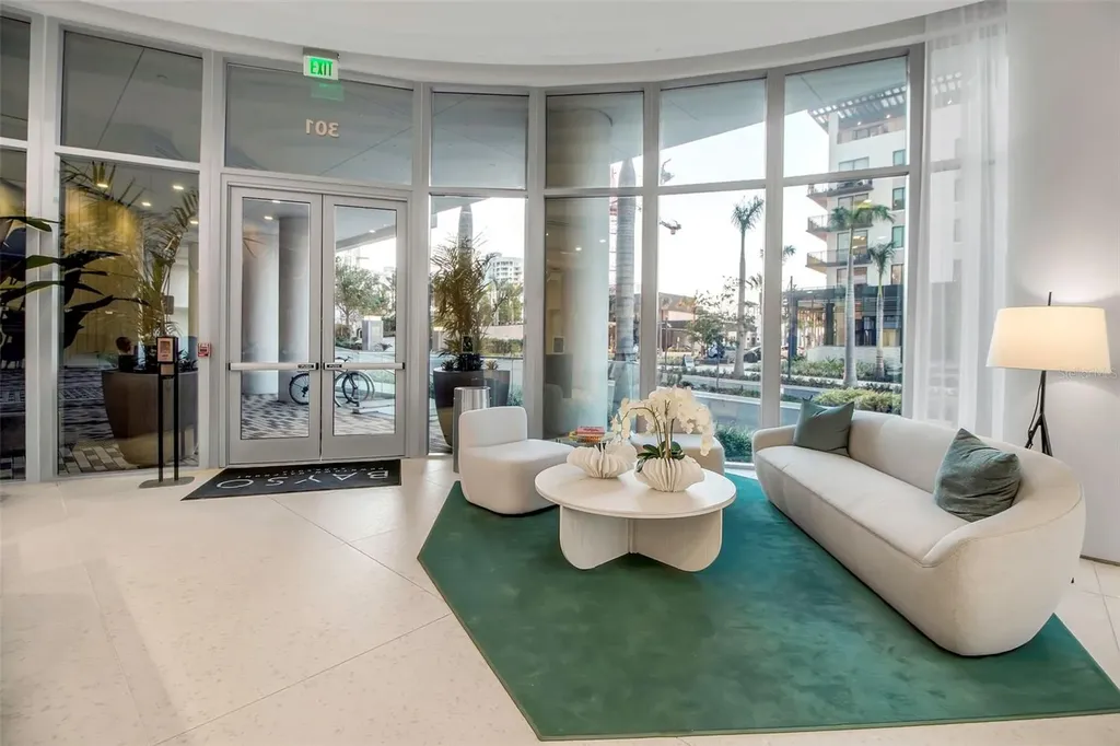 301 Quay Commons Sarasota FL 34236