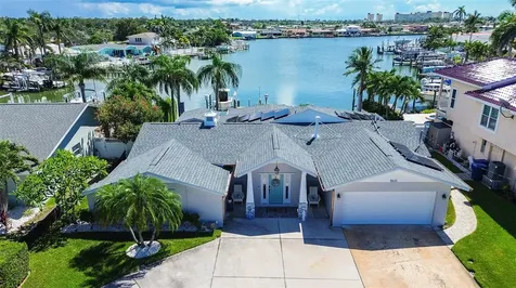 5631 Oakhurst Drive Seminole FL 33772
