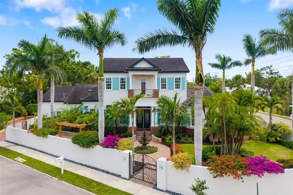 1810 Lincoln Drive Sarasota FL 34236