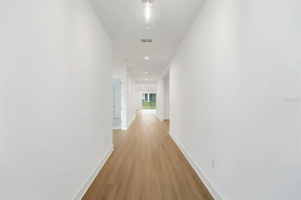 1353 Pinecliff Drive Apopka FL 32703