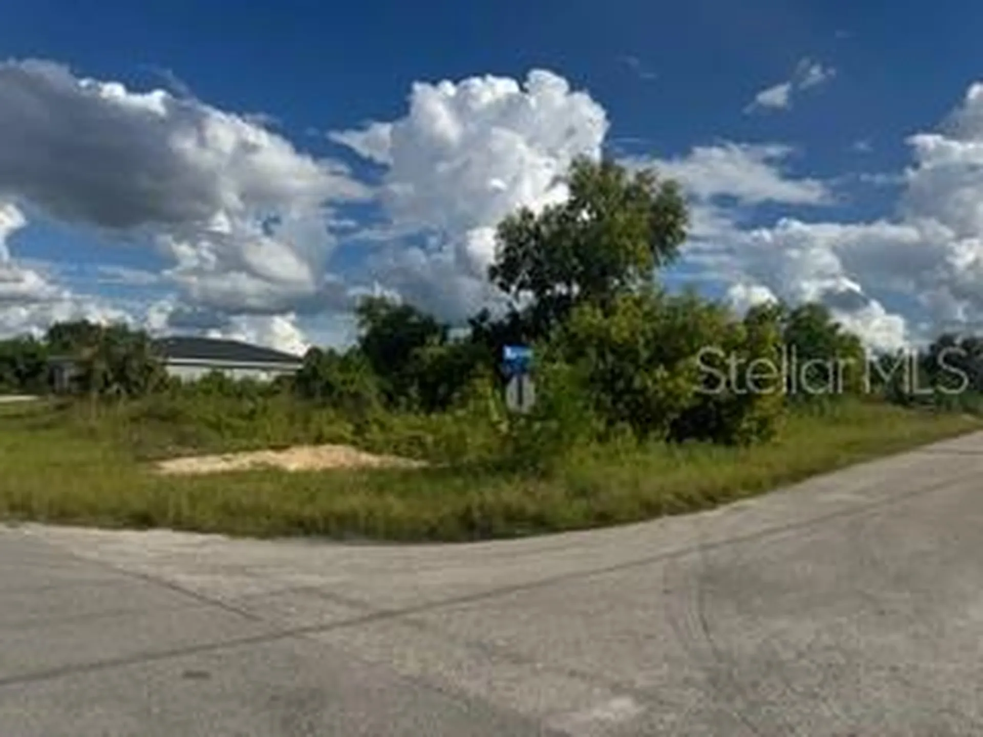 3913 14th Street SW Lehigh Acres FL 33976