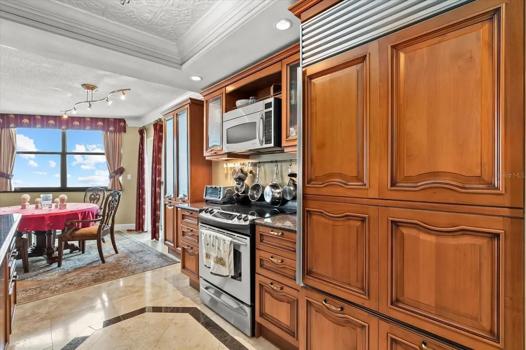 1000 Longboat Club Road Longboat Key FL 34228