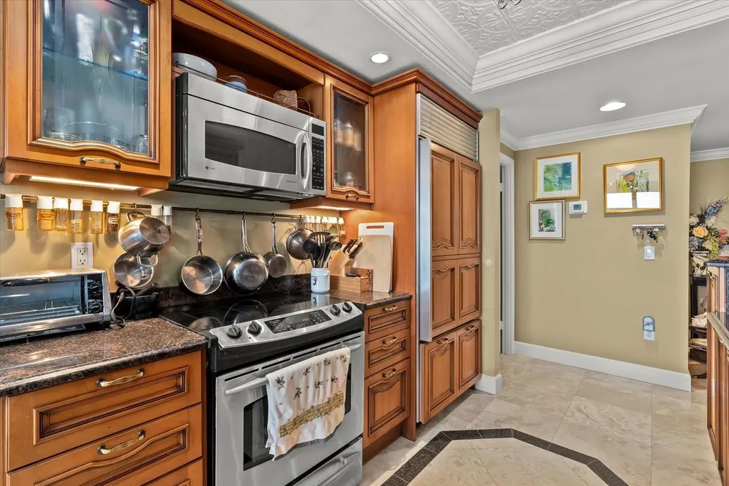 1000 Longboat Club Road Longboat Key FL 34228