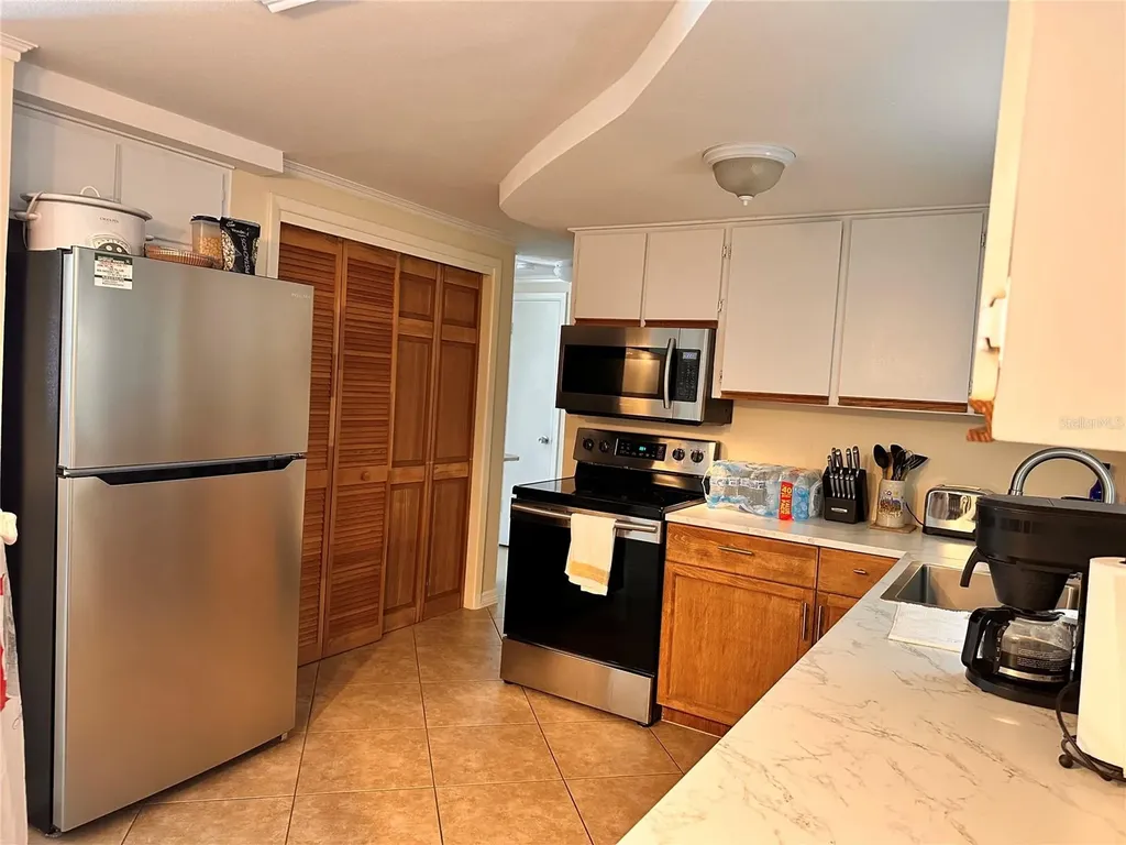 8310 Cavalry Drive Hudson FL 34667
