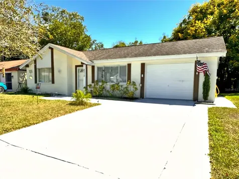8310 Cavalry Drive Hudson FL 34667