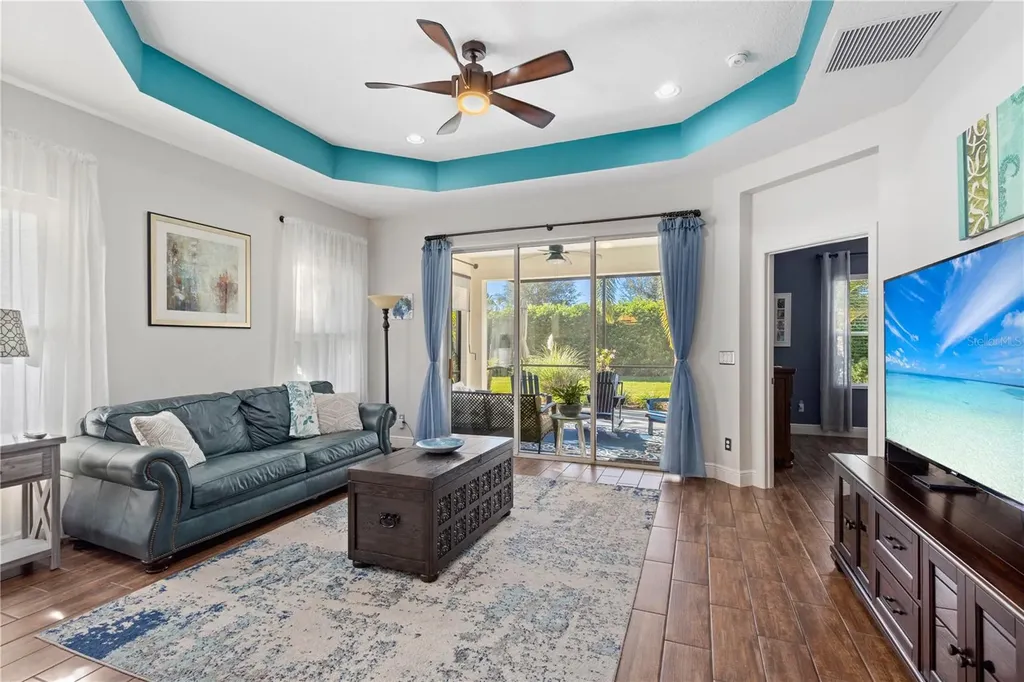 2150 Crystal Lake Trail Bradenton FL 34211