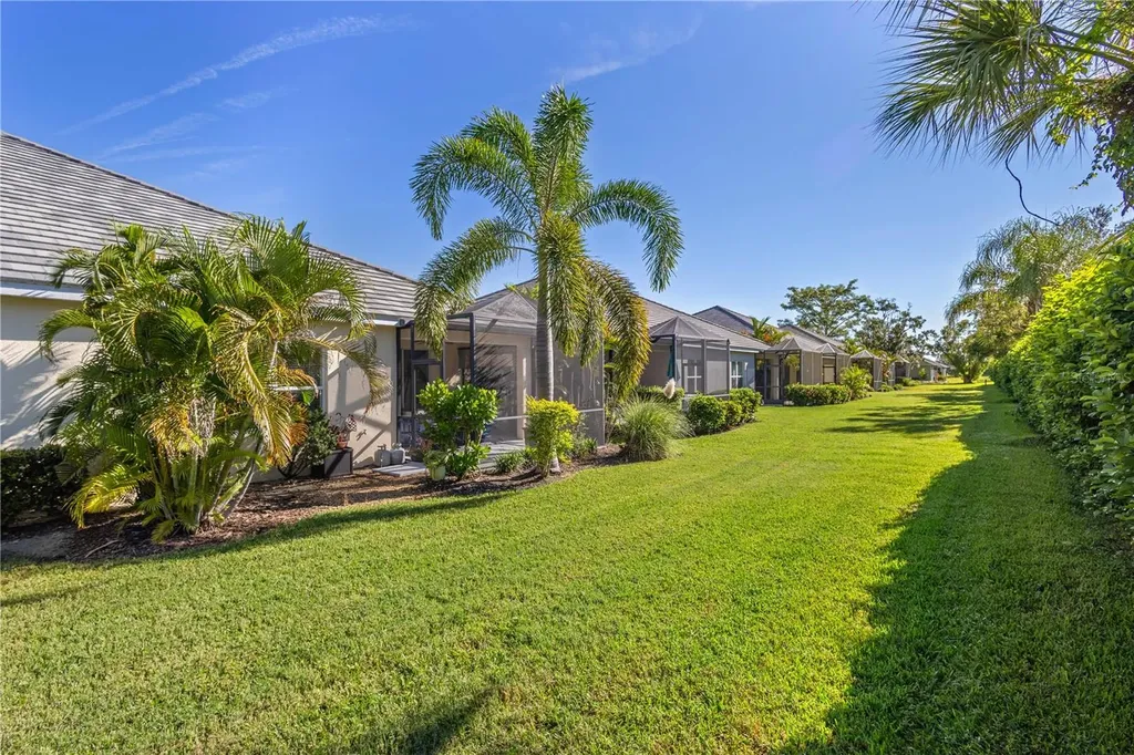 2150 Crystal Lake Trail Bradenton FL 34211