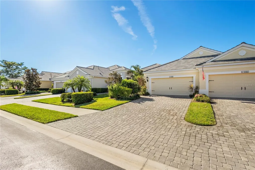 2150 Crystal Lake Trail Bradenton FL 34211