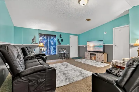 42312 Webster Street Altoona FL 32702