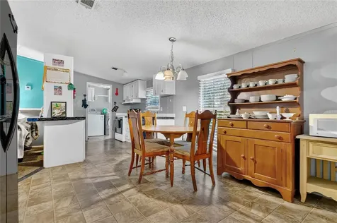 42312 Webster Street Altoona FL 32702
