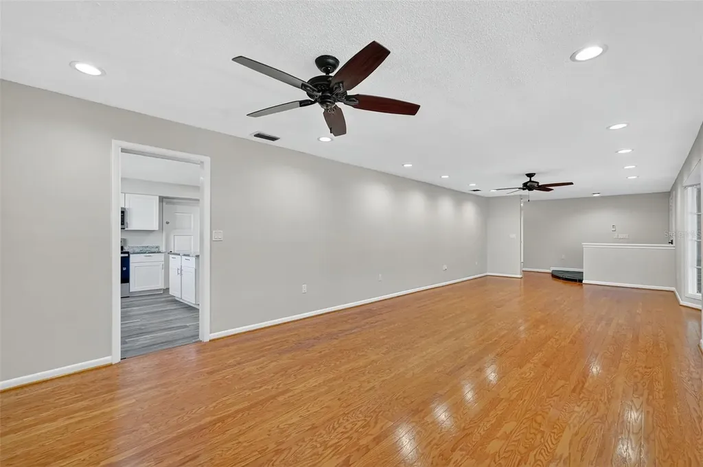 639 Howard Avenue Lakeland FL 33815