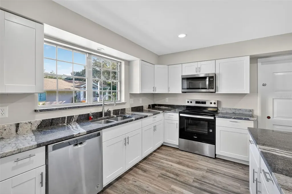 639 Howard Avenue Lakeland FL 33815