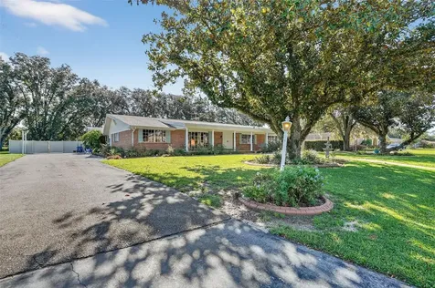 639 Howard Avenue Lakeland FL 33815