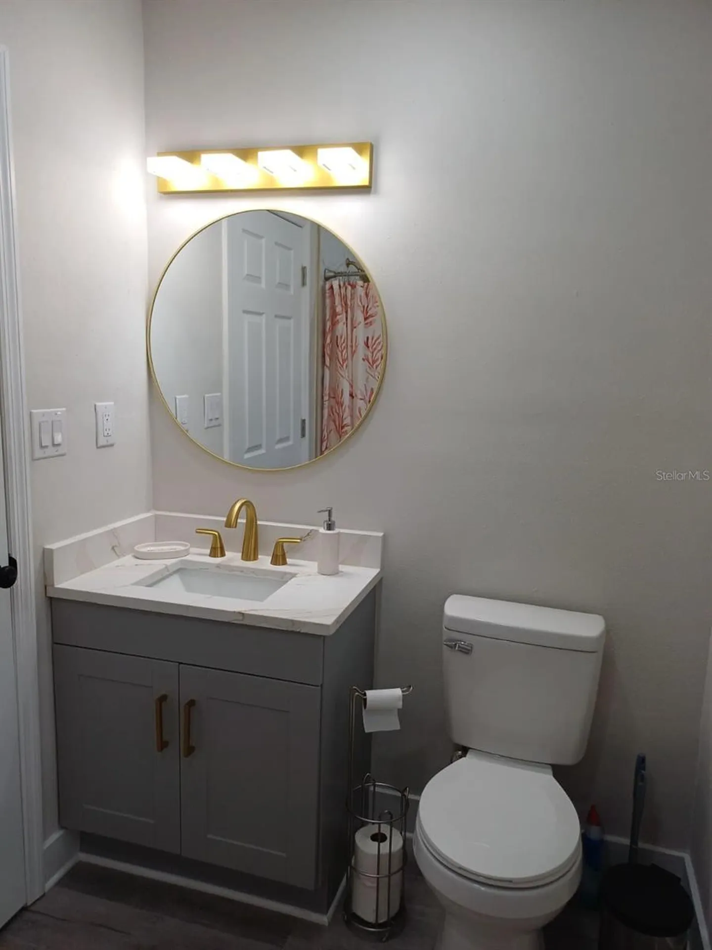 2506 18th Avenue W Bradenton FL 34205