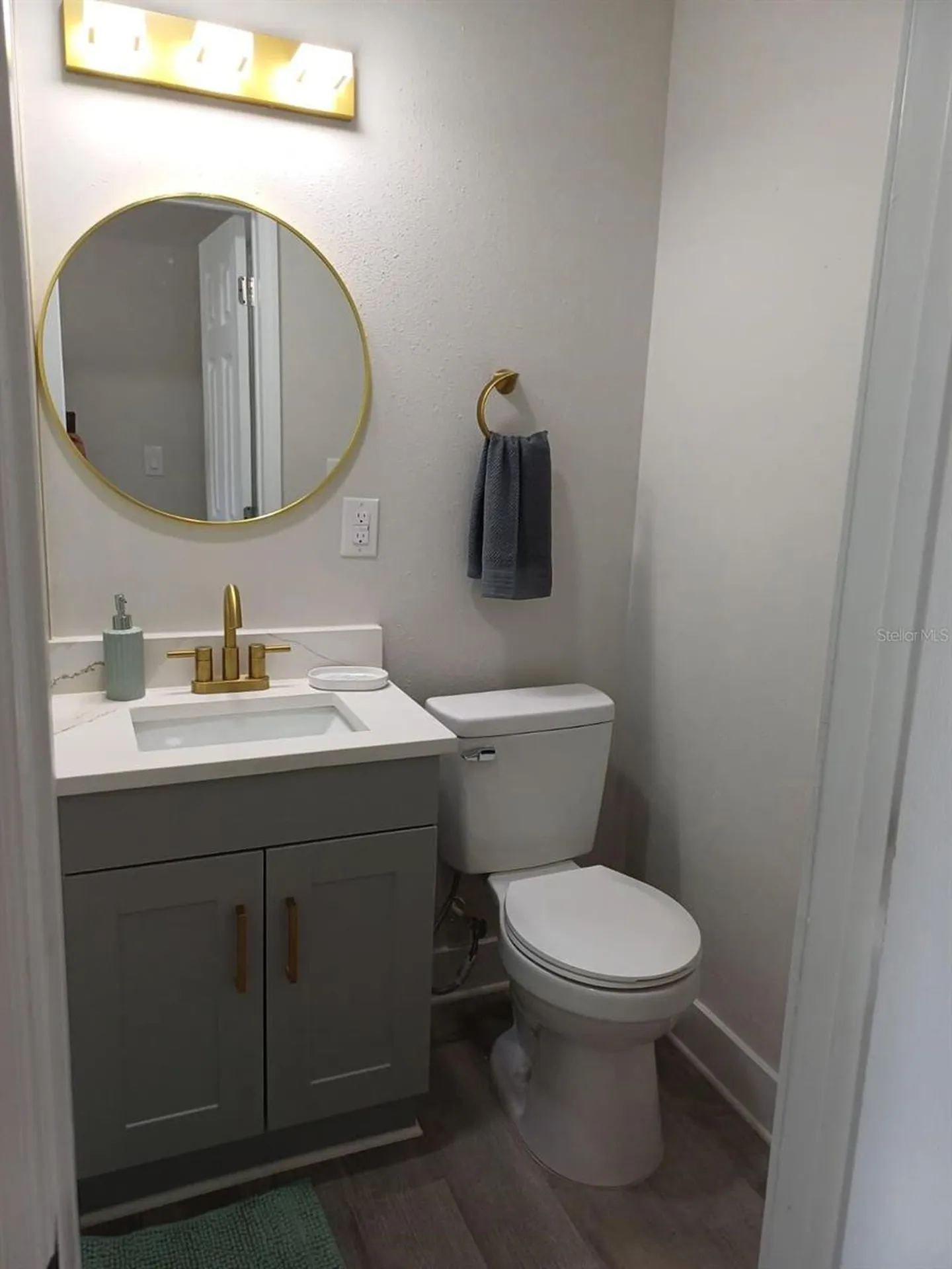 2506 18th Avenue W Bradenton FL 34205