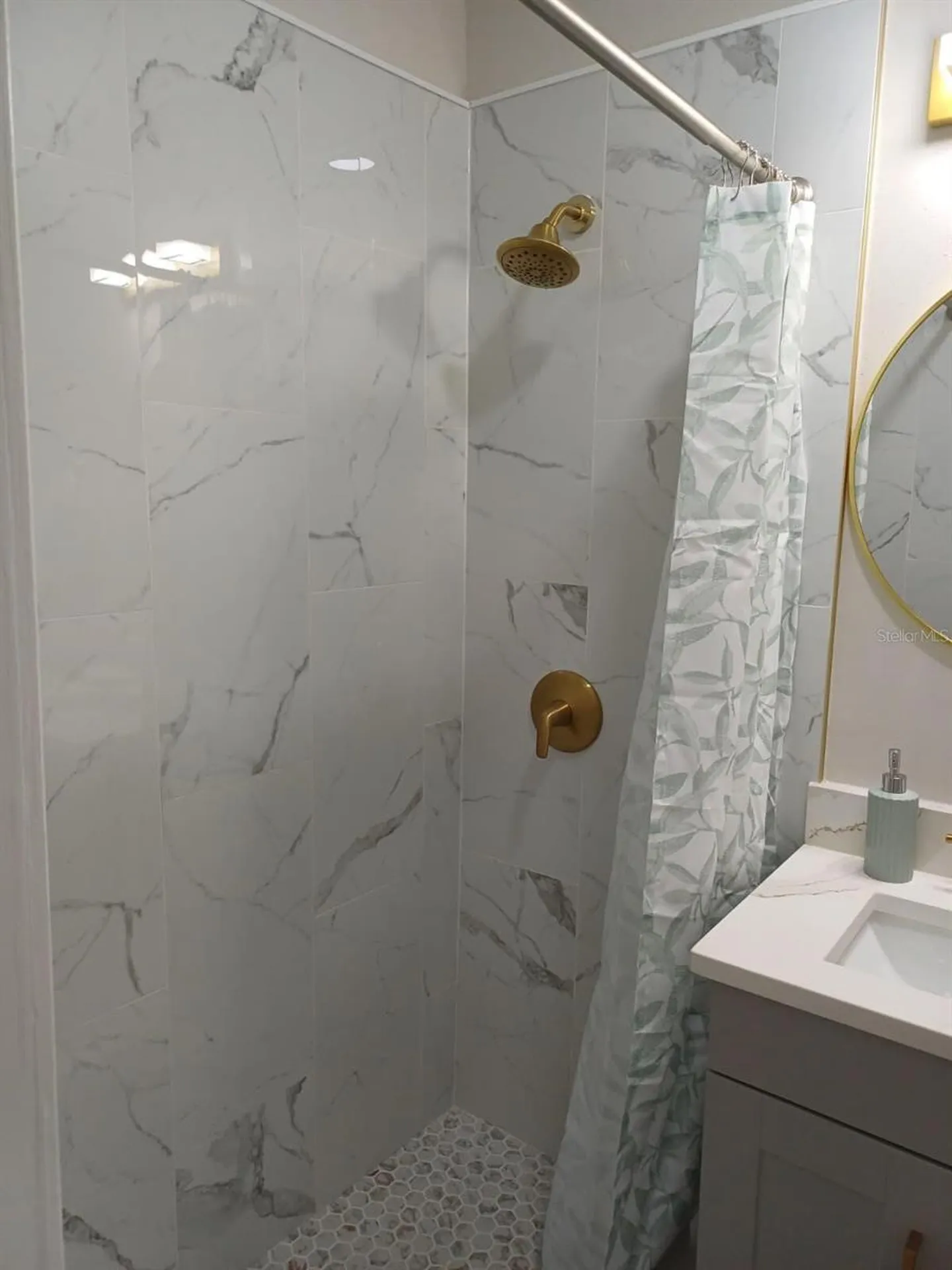 2506 18th Avenue W Bradenton FL 34205