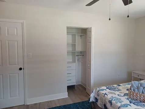 2506 18th Avenue W Bradenton FL 34205