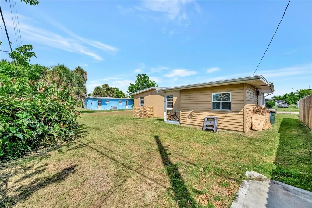 7959 Hyde Park Avenue North Port FL 34287